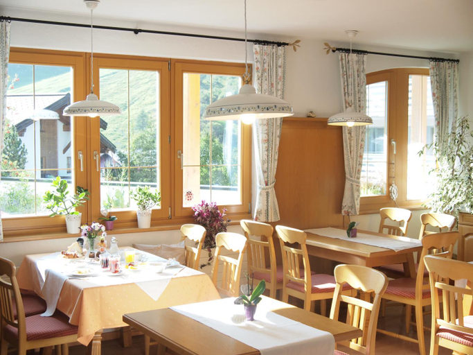Food & Drinks 5, Apart-Garni Motnaida, Inn