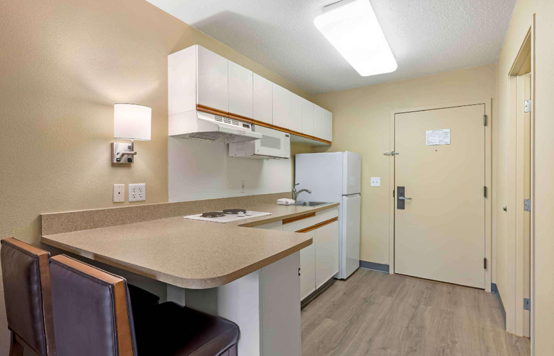 Dining Room 27