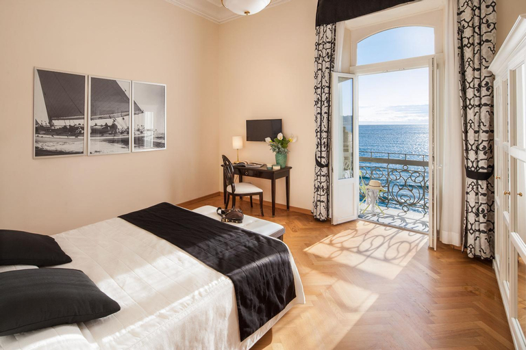 Bedroom 3, Lido, Savona