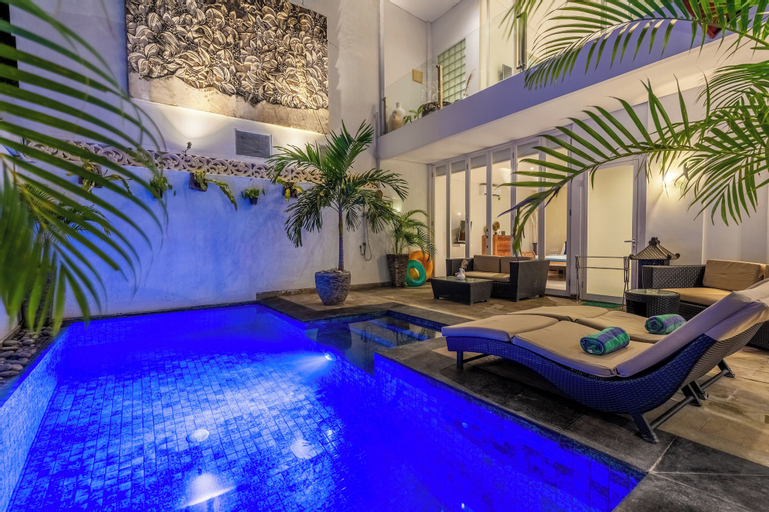 Swimming Pool 28