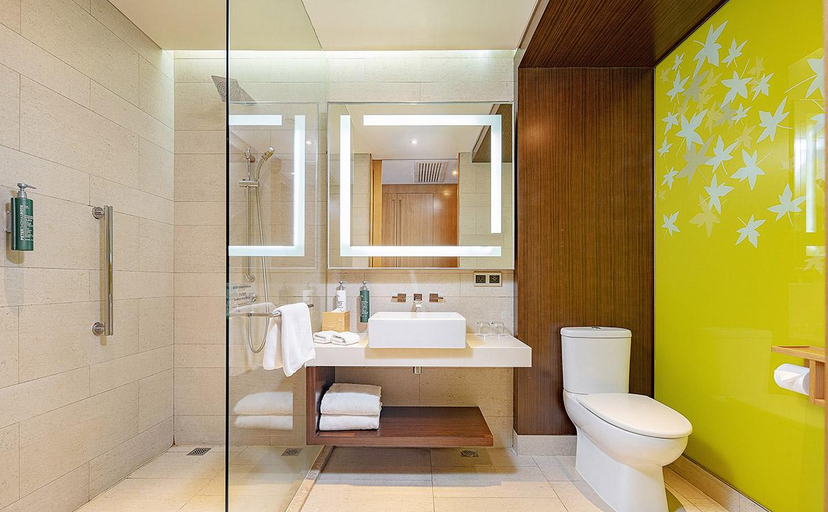 Bathroom 4