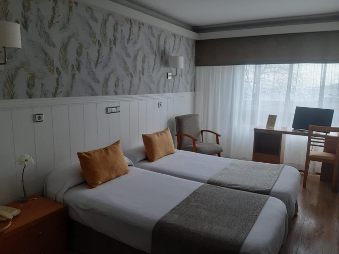 Bedroom 3, Hotel Almirante, A Coruña