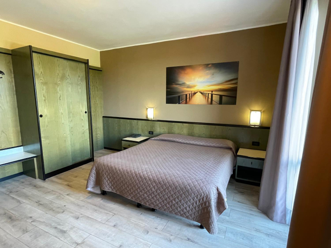 Bedroom 2, Lo Scoiattolo, Novara