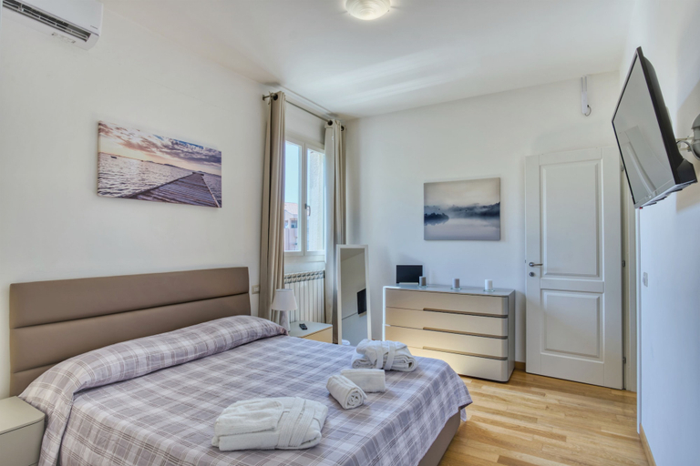 Bedroom 2, Horizon Suites, Palermo