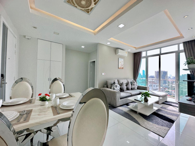 Dining Room 6