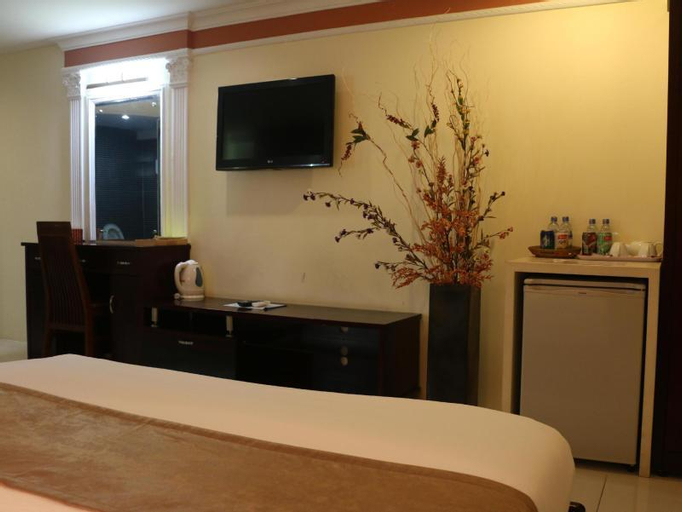 Bedroom 9