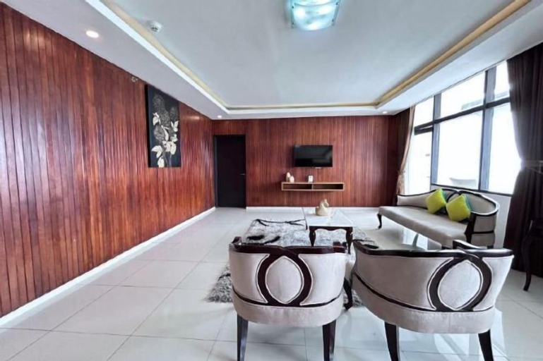 Dining Room 26