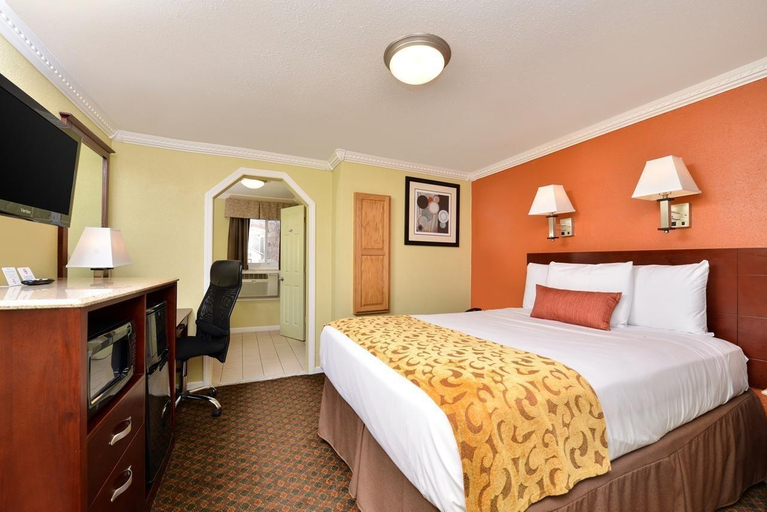 Bedroom 8