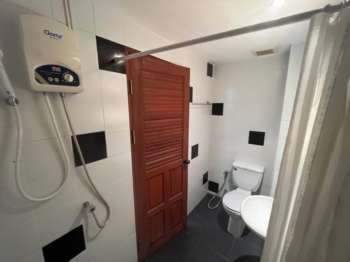 Bathroom 3
