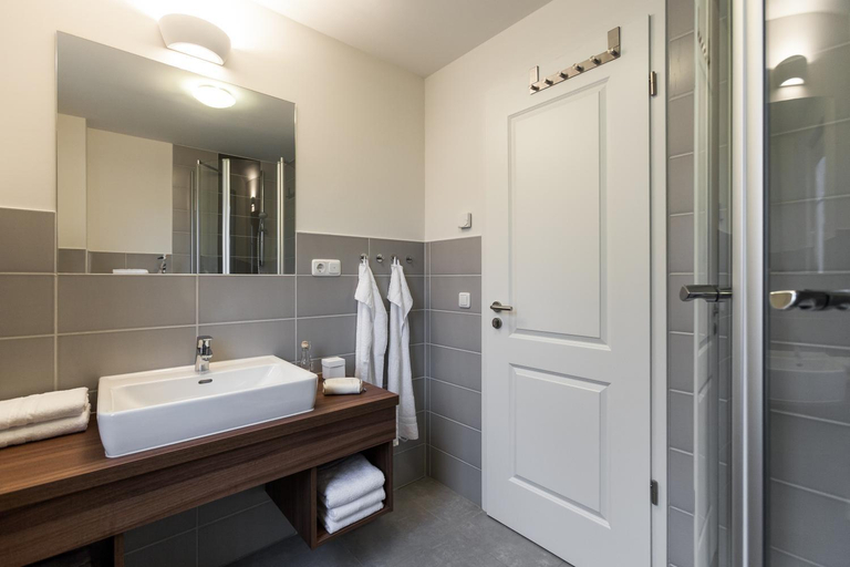 Bathroom, StrandResort Markgrafenheide, Rostock