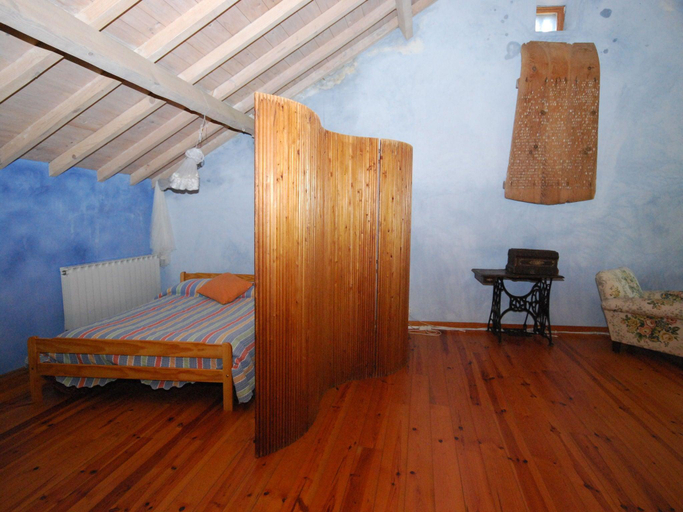 Bedroom 2, Farmhouse in Soudos with garden, Tomar
