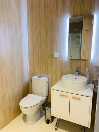 Bathroom, Tiny House a 10min du Mont Saint Michel, Manche
