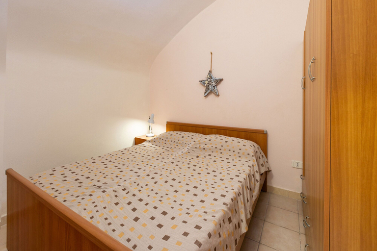 Bedroom 2, 3953 Angolo Blu by Barbarhouse, Foggia