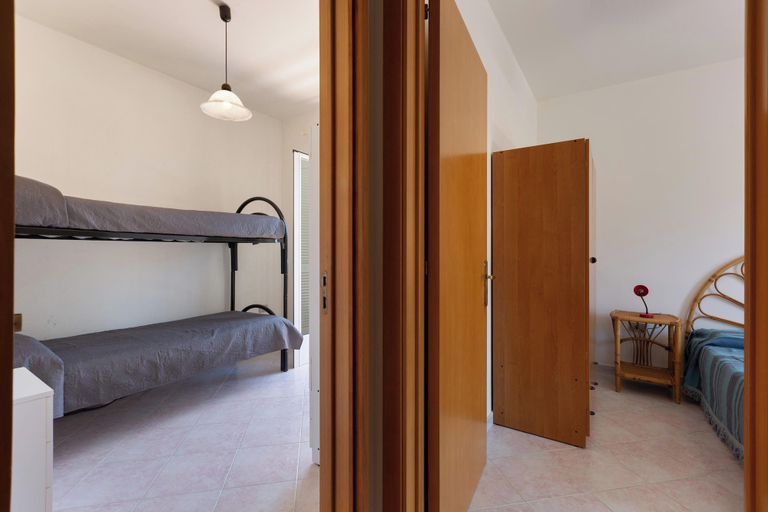 Bedroom 2, 4128 Villino Giovanna by Barbarhouse, Lecce