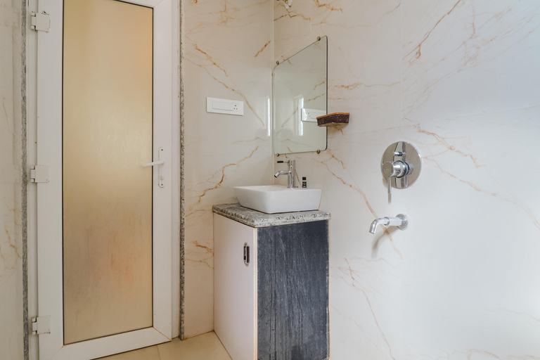 Bathroom 4, FabHotel Holiday Grand, Patna