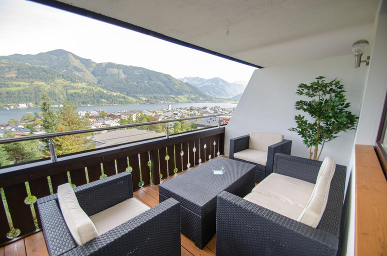 Balcony/terrace 3, Appartement THE GOOD VIEW by All in One Apartments, Zell am See