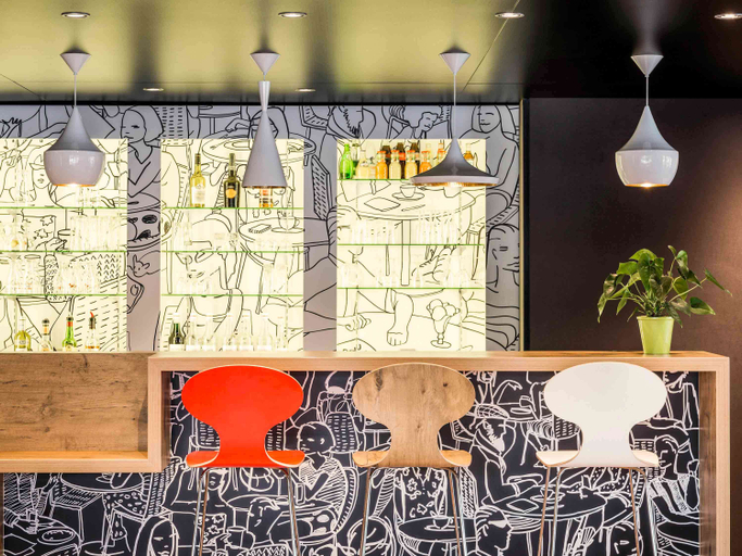 Food & Drinks 5, ibis Troyes Centre, Aube