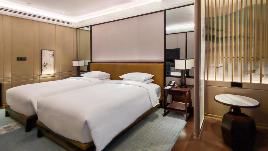 Bedroom 14