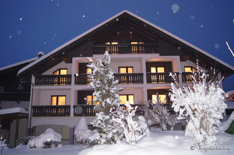 Exterior & Views 1, Der Tropolacherhof Hotel & Restaurant, Hermagor