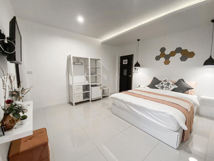 Bedroom 10