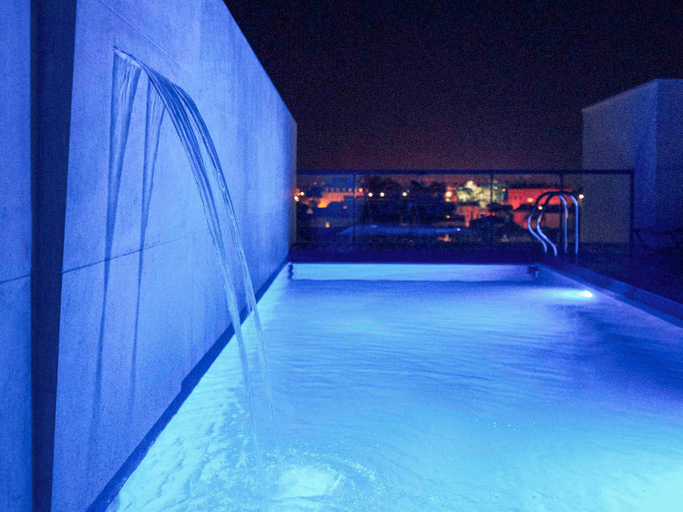 Sport & Beauty 2, Hôtel Mercure Villefranche en Beaujolais Ici & La, Rhône