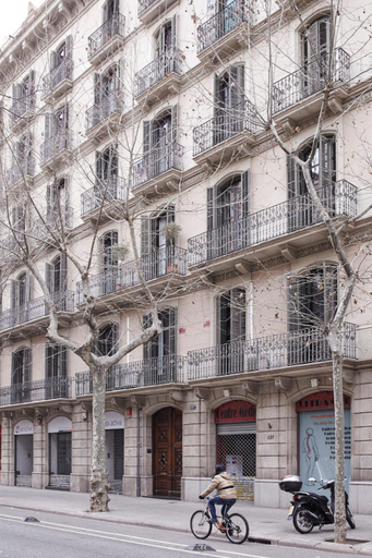Exterior & Views 1, Close to Passeig de Gracia B&B, Barcelona