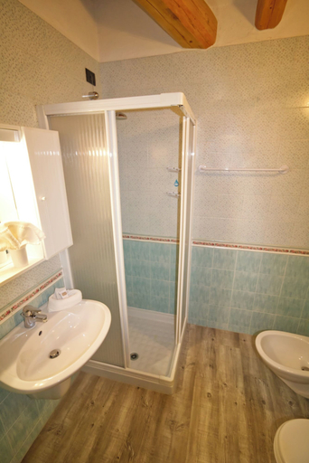 Bathroom, Residence Miramonti, Trento