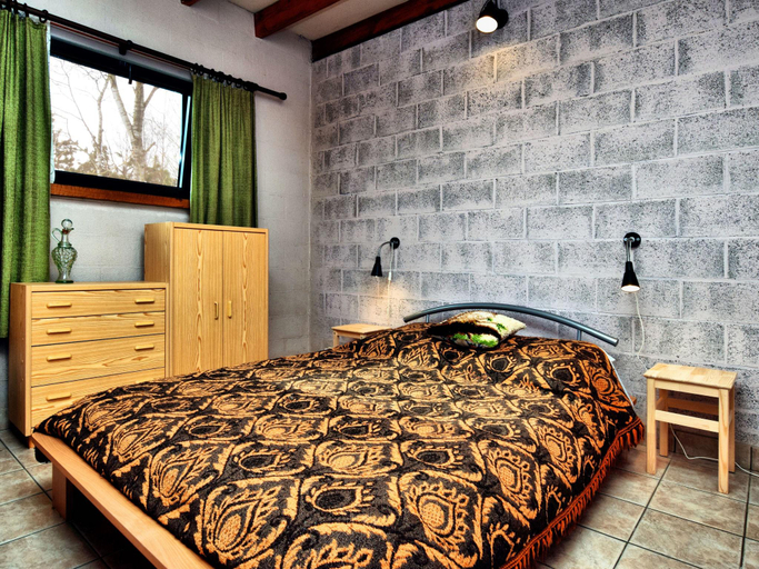 Bedroom 2, Holiday home in peaceful setting and large garden, Luxembourg