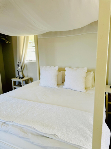 Bedroom 3, Conductor's Inn, Tsumeb