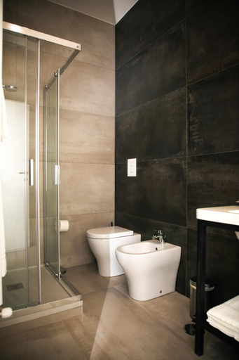 Bathroom 2, Principessa Isabella Luxury Rooms, Salerno