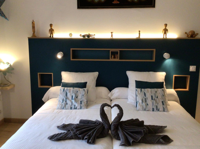 Bedroom 2, La Foulonniere de Neuville, Rhône
