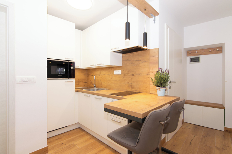 Others 4, Cappuccino Apartment, Koper