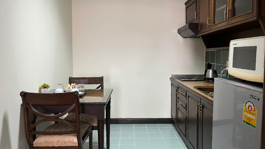 Dining Room 3