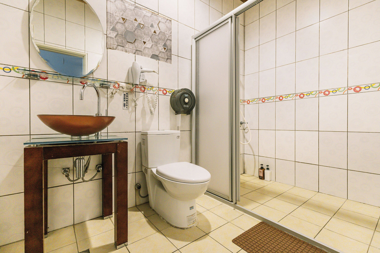 Bathroom 5, Qing Jing Star Home Stay, Nantou