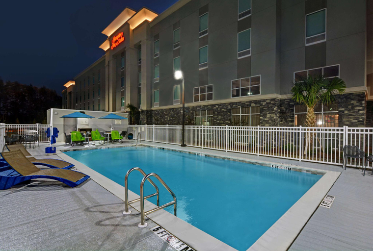 Sport & Beauty 5, Hampton Inn and Suites MacClenny I-10, Baker