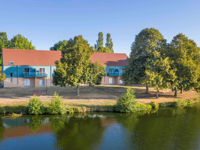 Exterior & Views 1, ibis Styles Bourbon Lancy, Saône-et-Loire