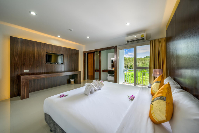 Bedroom 8