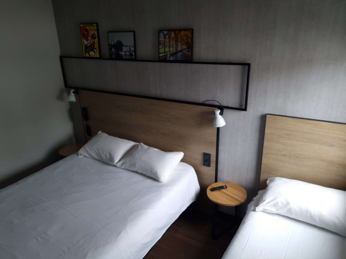 Bedroom 19