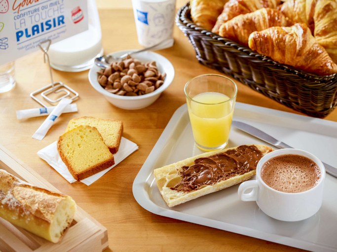 Food & Drinks 5, ibis budget Dieppe Centre Port, Seine-Maritime
