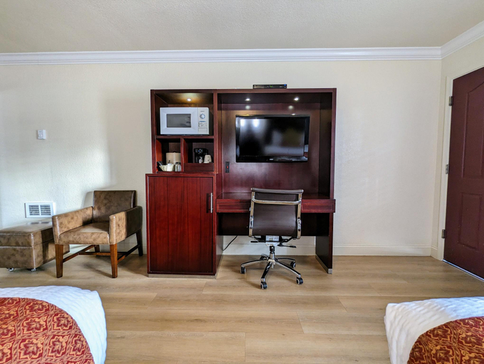 Bedroom 5