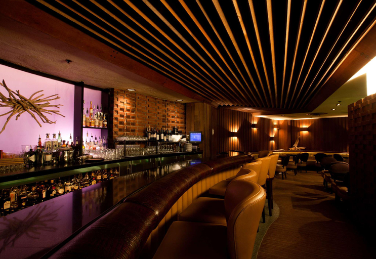 Food & Drinks 5, Hotel Deluxe, Multnomah