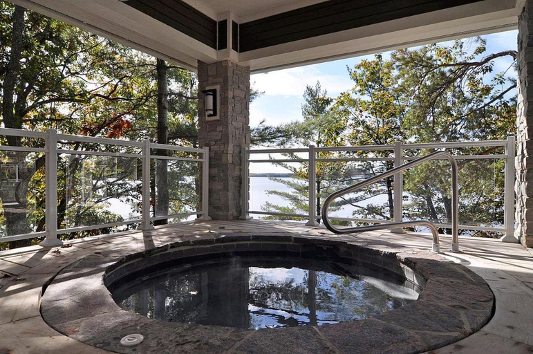 Sport & Beauty 2, Touchstone Resort, Muskoka