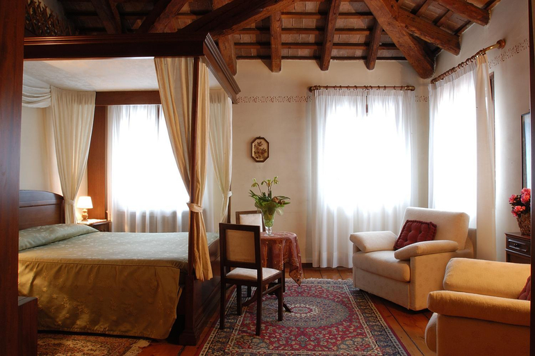 Bedroom 2, Locanda Stella D'oro, Treviso