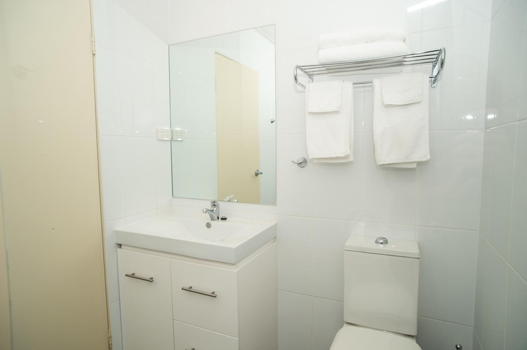 Bathroom 3, Portman House, Upper Hunter Shire