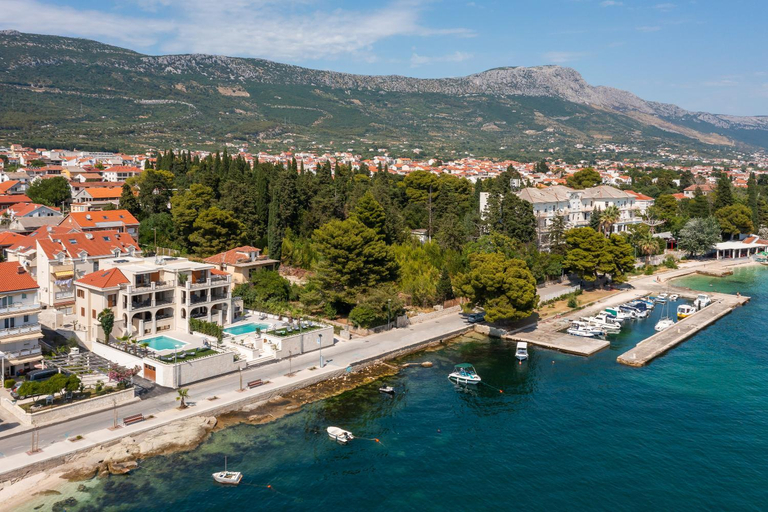 Others 2, Beachfront Villa Armeria with Pool, Kaštela