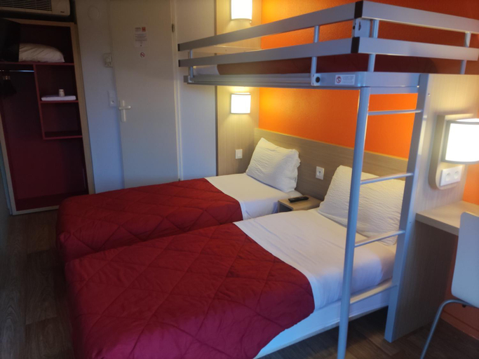 Bedroom 4, Premiere Classe Vannes, Morbihan
