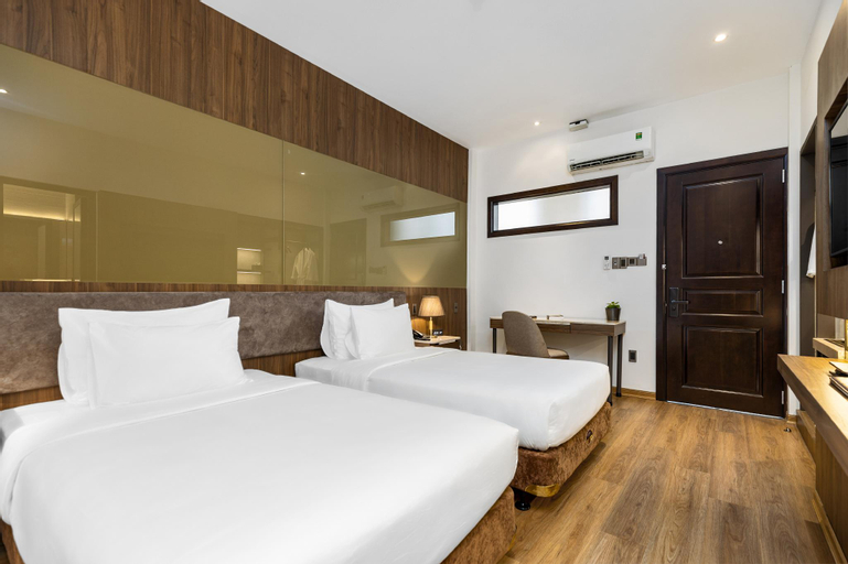 Bedroom 13