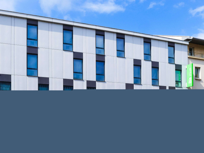 Exterior & Views 2, ibis Styles Montbeliard Centre Velotte, Doubs