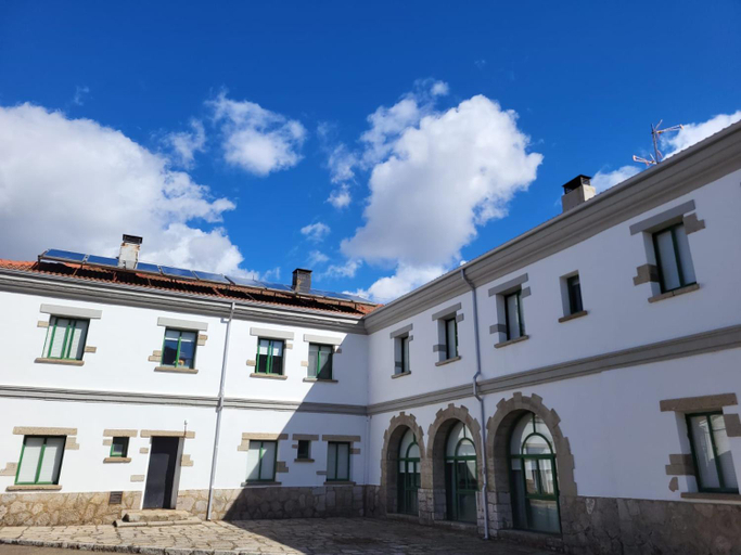 Others 2, Albergue de Villamanin, León