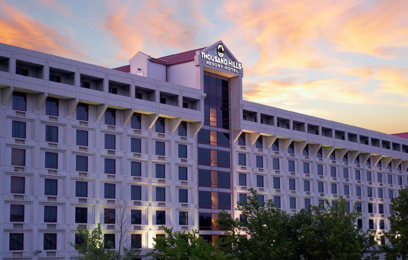 Exterior & Views, Thousand Hills Resort Hotel, Taney